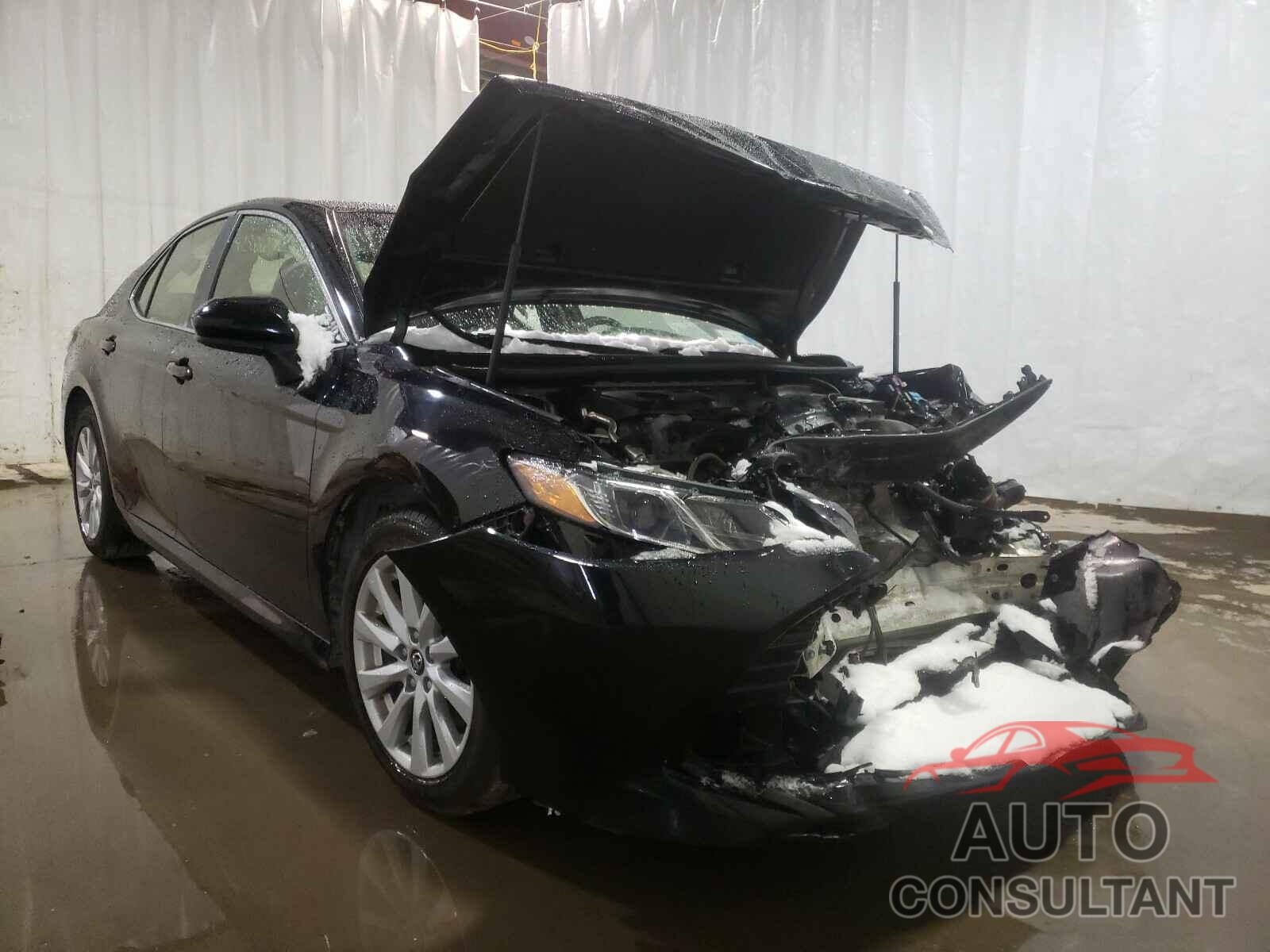 TOYOTA CAMRY 2018 - JTNB11HK8J3030554
