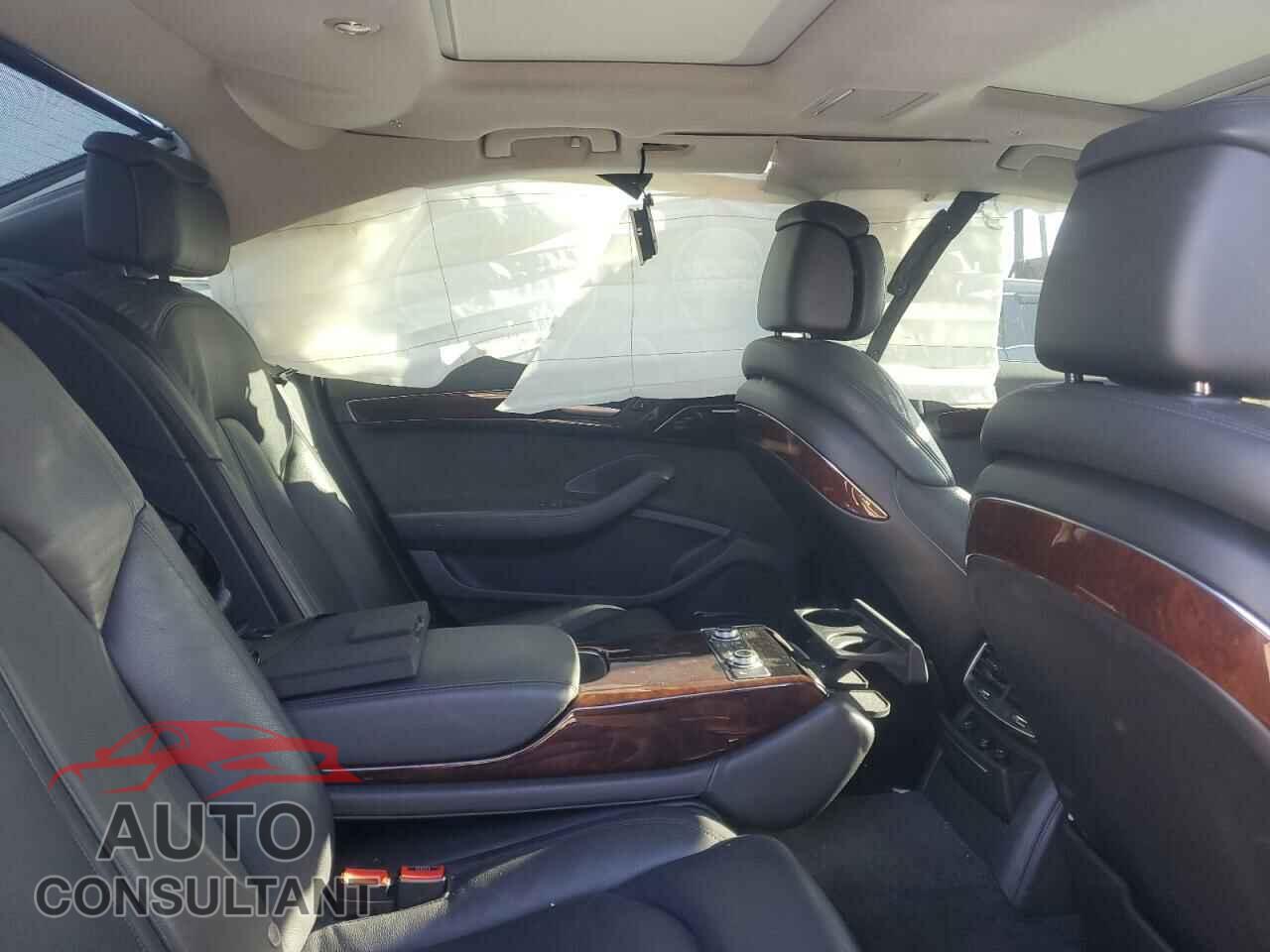 AUDI A8 2013 - WAUR2AFD5DN009509