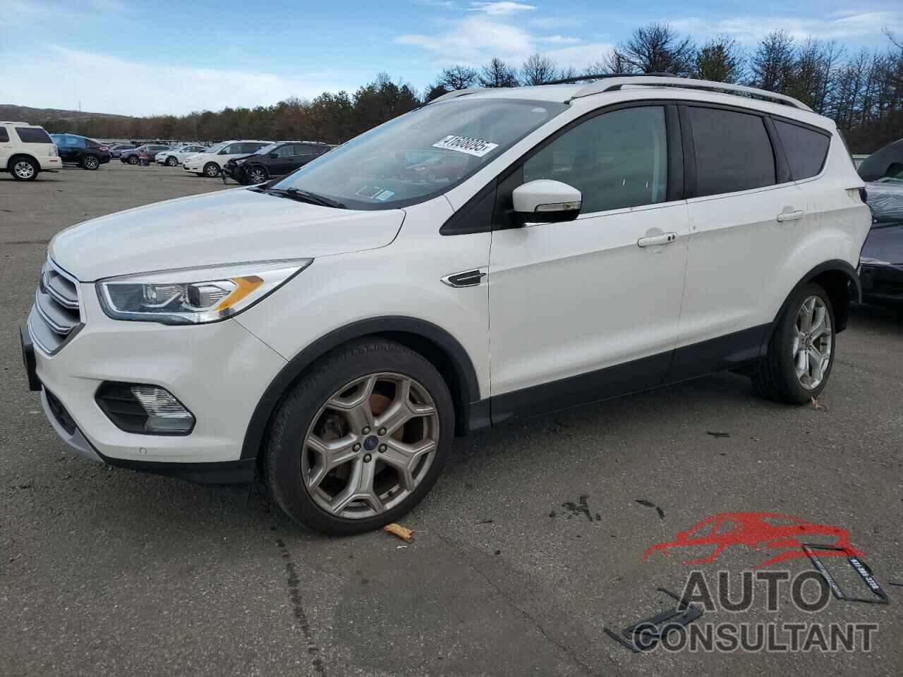 FORD ESCAPE 2017 - 1FMCU9J91HUB71519