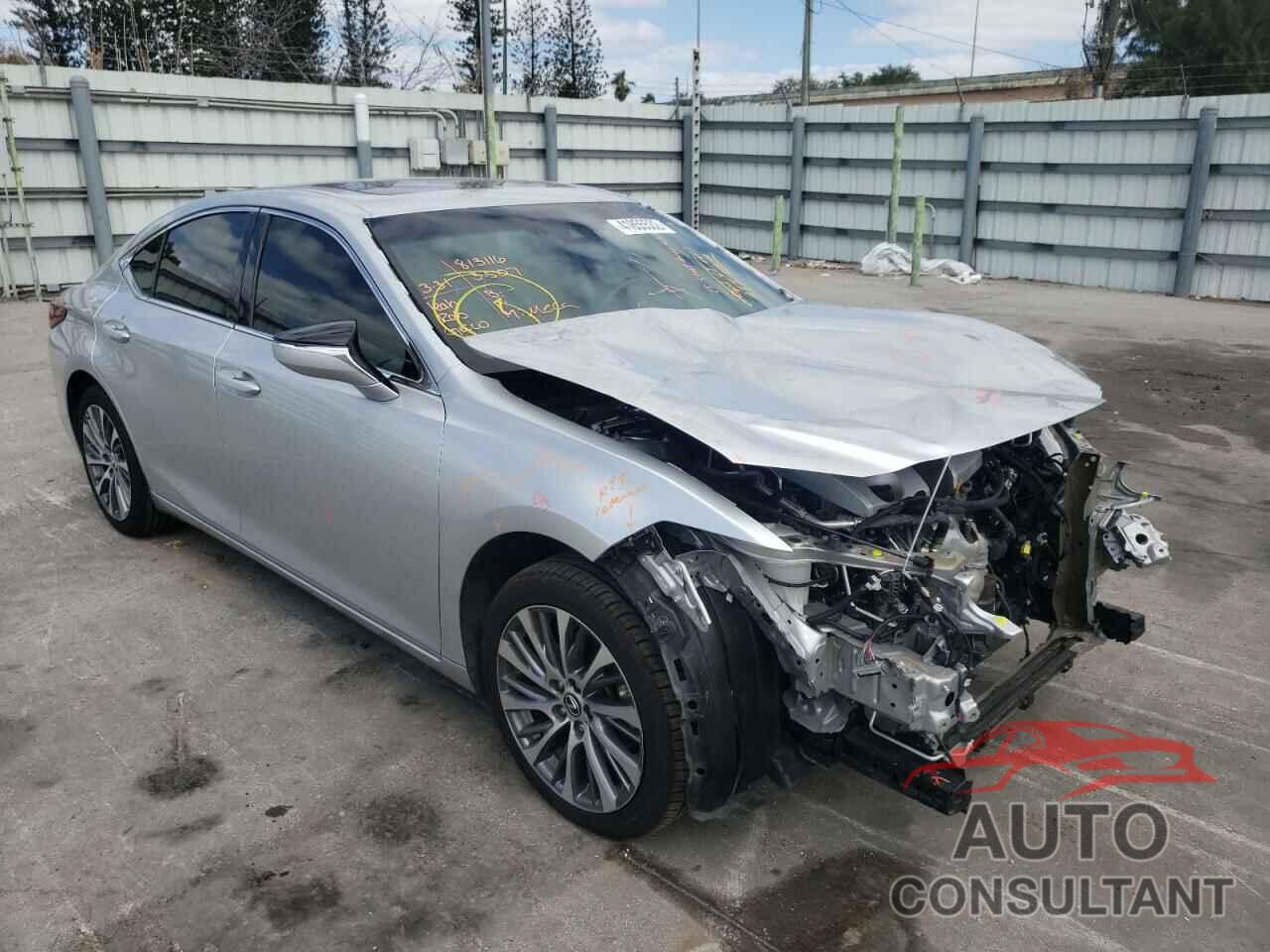 LEXUS ES350 2019 - 58ABZ1B1XKU010156