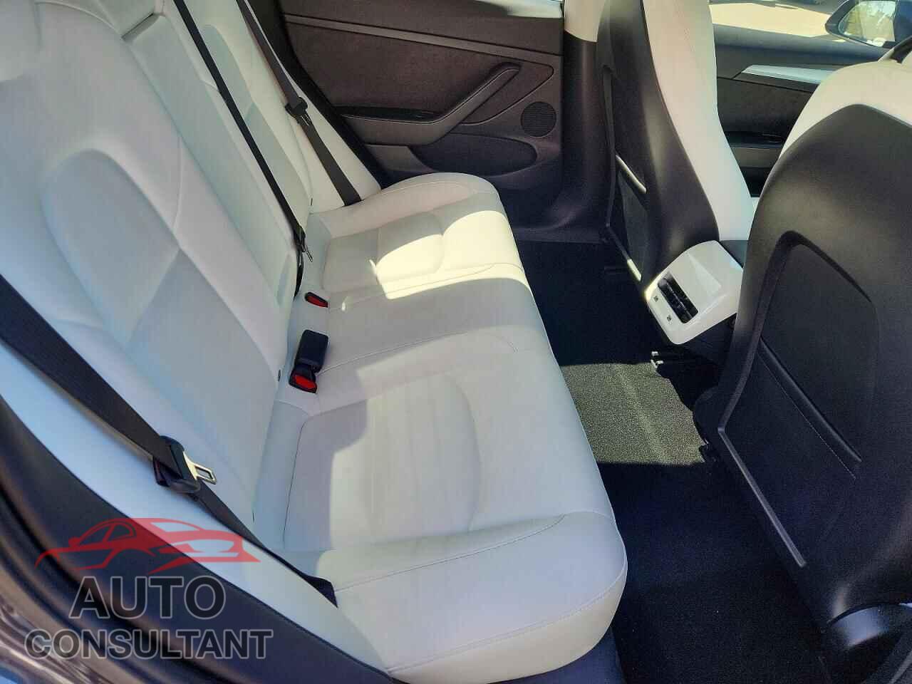 TESLA MODEL 3 2023 - 5YJ3E1EA6PF607263