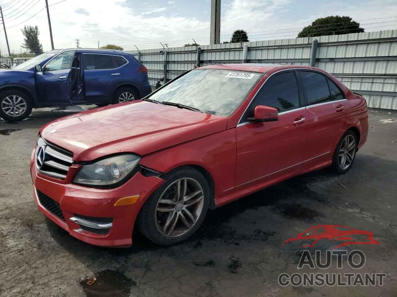 MERCEDES-BENZ C-CLASS 2014 - WDDGF4HB2EA960194