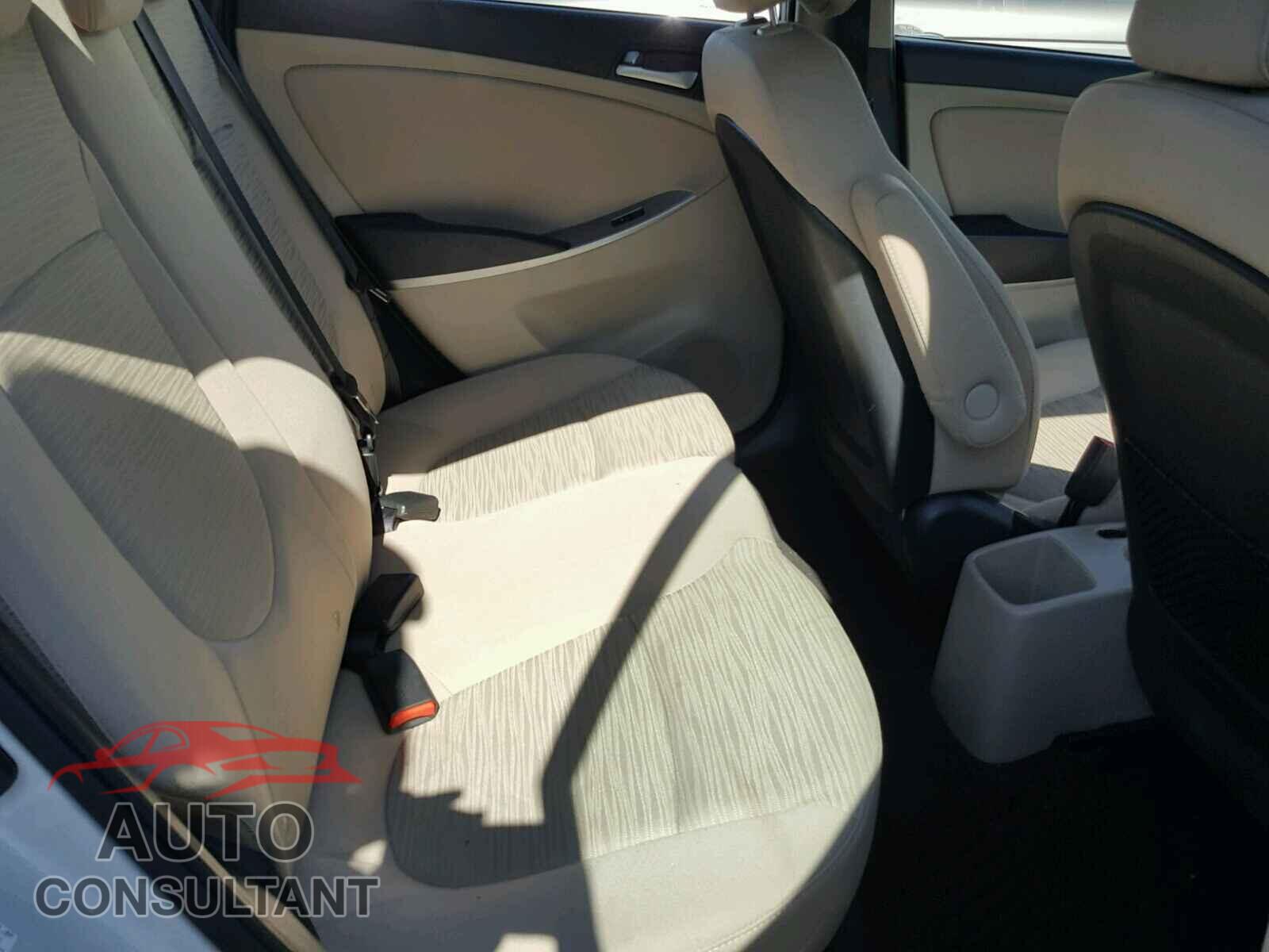 HYUNDAI ACCENT 2016 - KMHCT4AE3GU030288