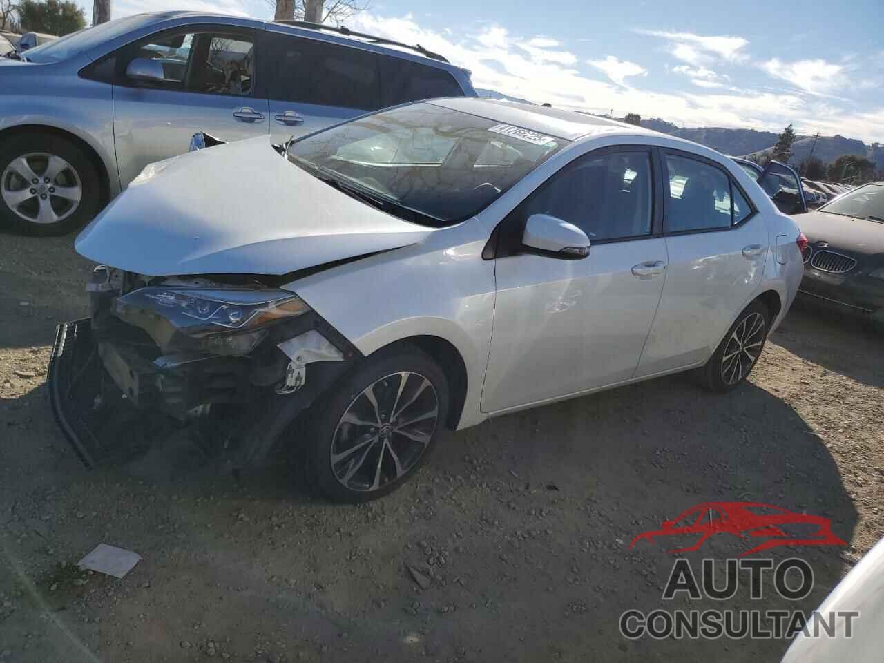 TOYOTA COROLLA 2017 - 5YFBURHE3HP576586