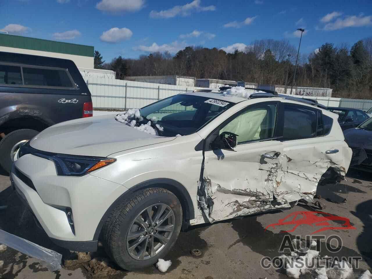 TOYOTA RAV4 2018 - JTMDFREV1JD251483