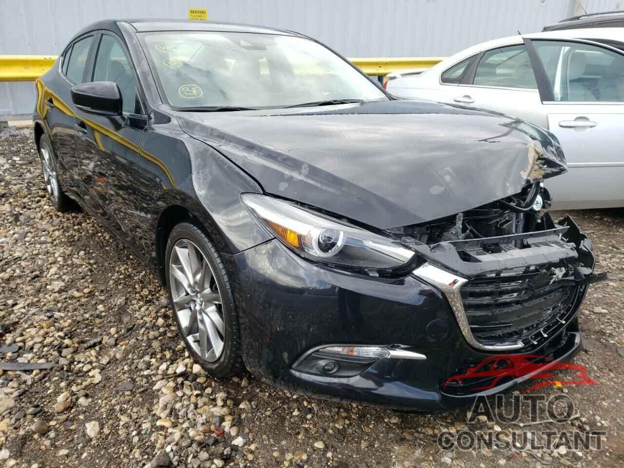 MAZDA 3 2018 - 3MZBN1W34JM250287