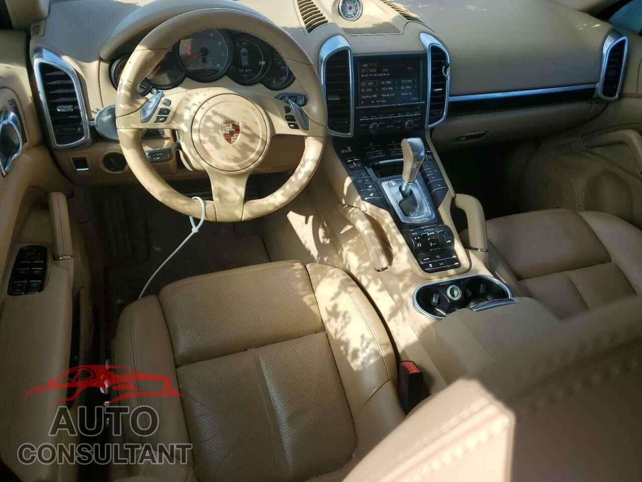 PORSCHE CAYENNE 2013 - WP1AB2A2XDLA84101