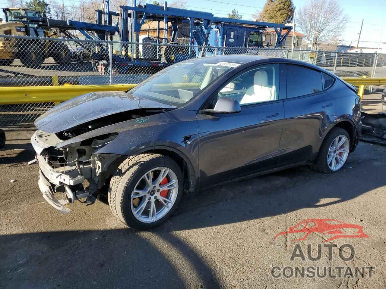 TESLA MODEL Y 2020 - 5YJYGDEE6LF031480