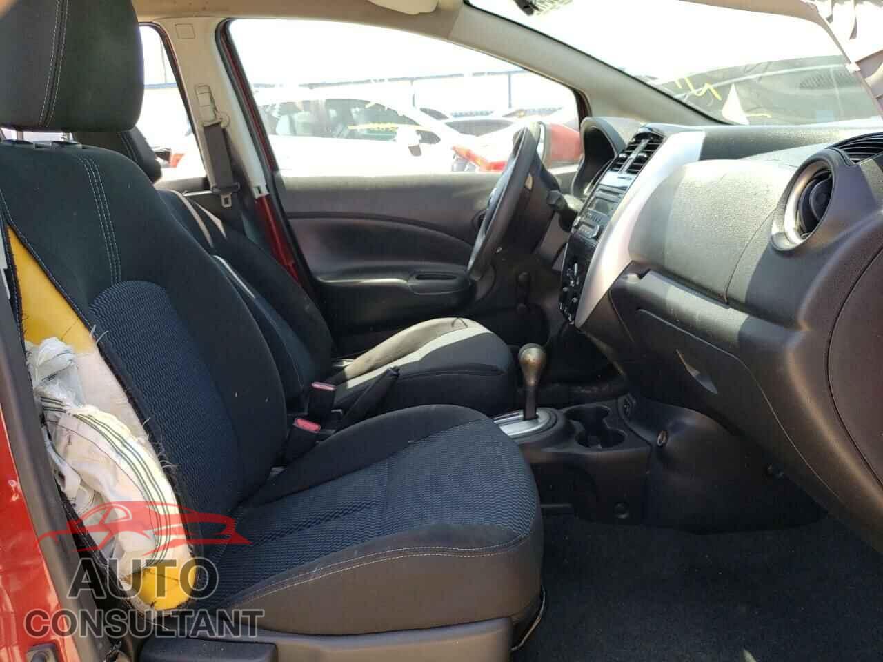 NISSAN VERSA 2017 - 3N1CE2CP8HL370245