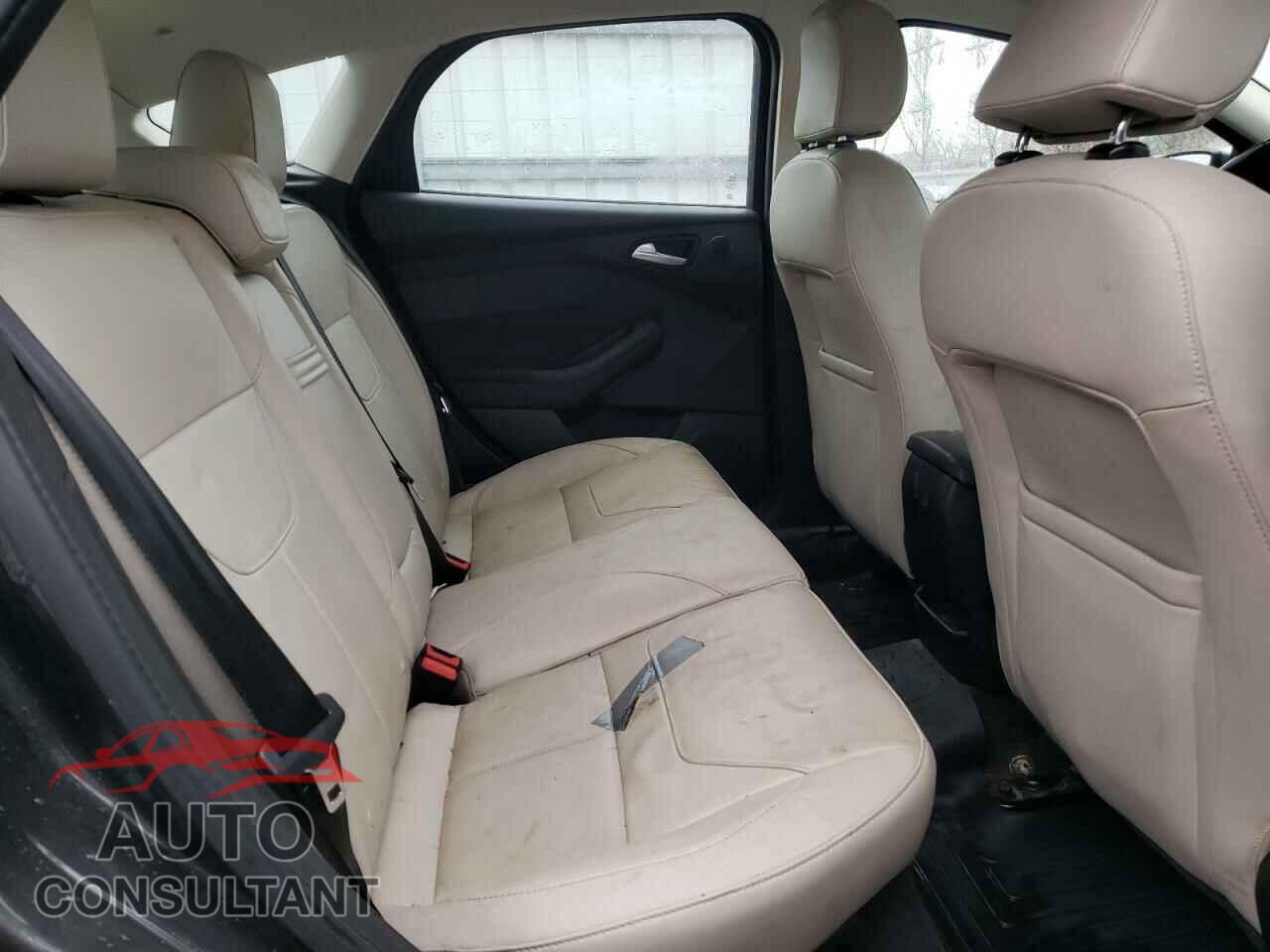 FORD FOCUS 2016 - 1FADP3N21GL339857