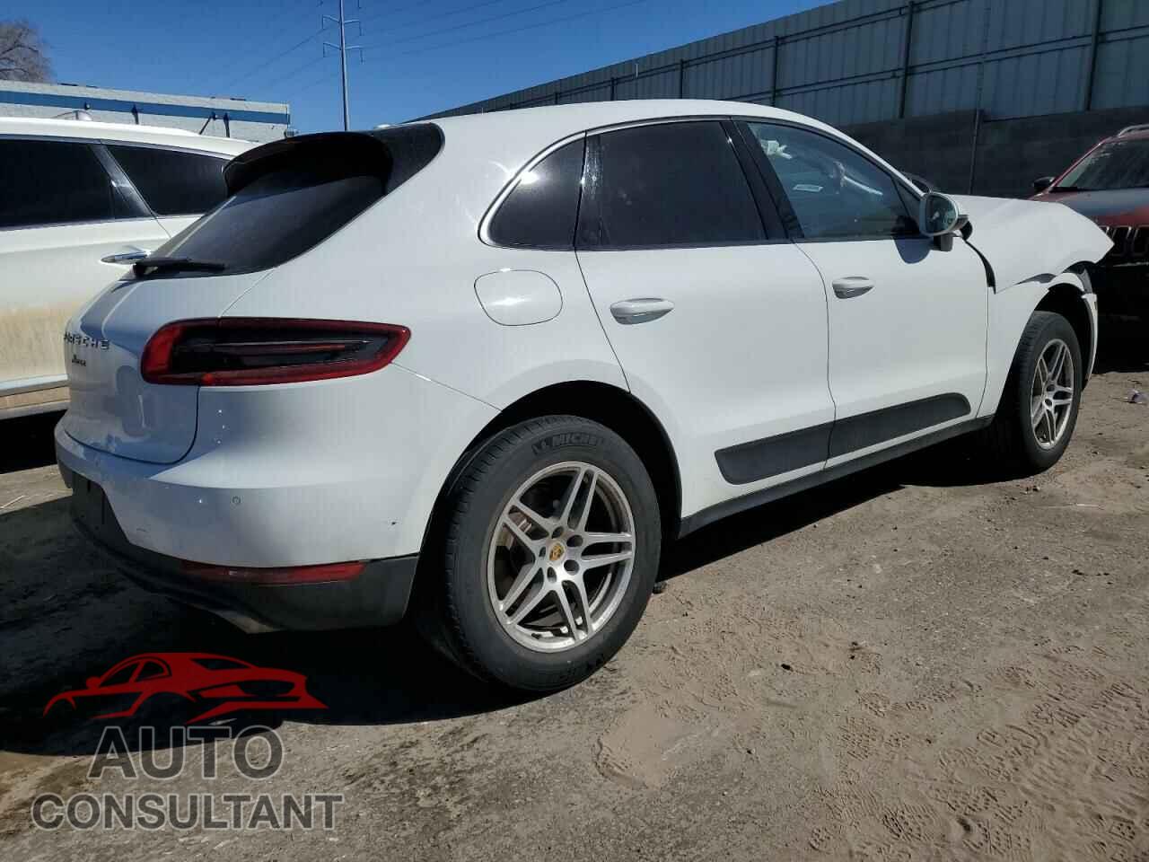PORSCHE MACAN 2018 - WP1AA2A50JLB01643