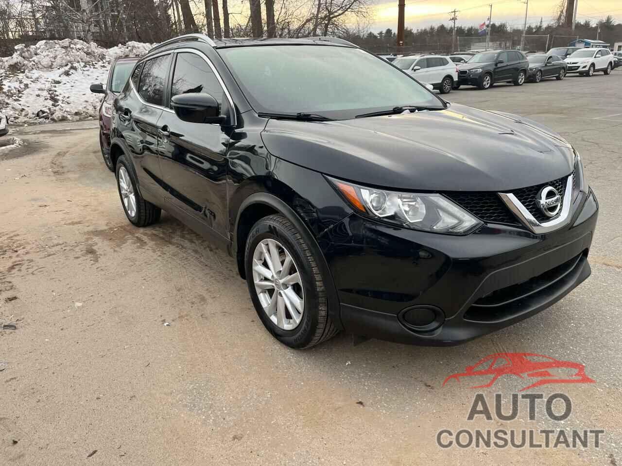 NISSAN ROGUE 2017 - JN1BJ1CRXHW123340