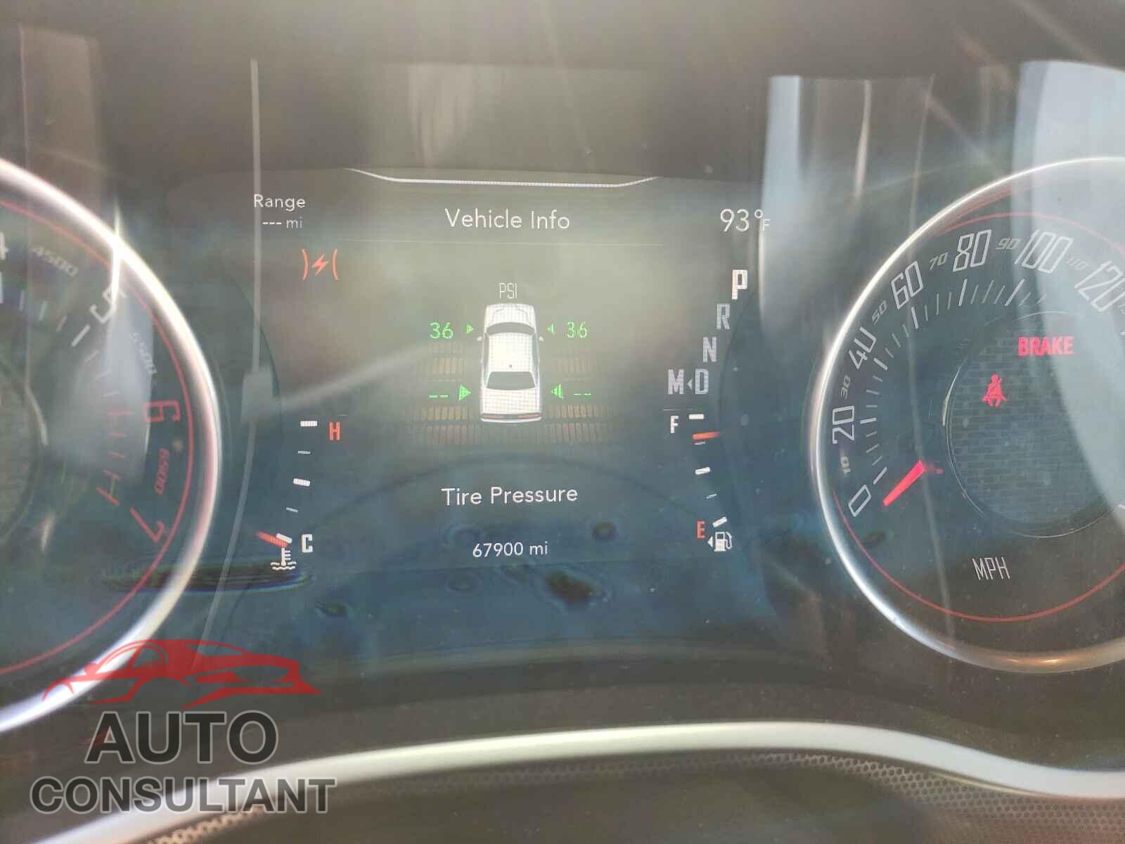 DODGE CHALLENGER 2017 - 2C3CDZFJ2HH597878