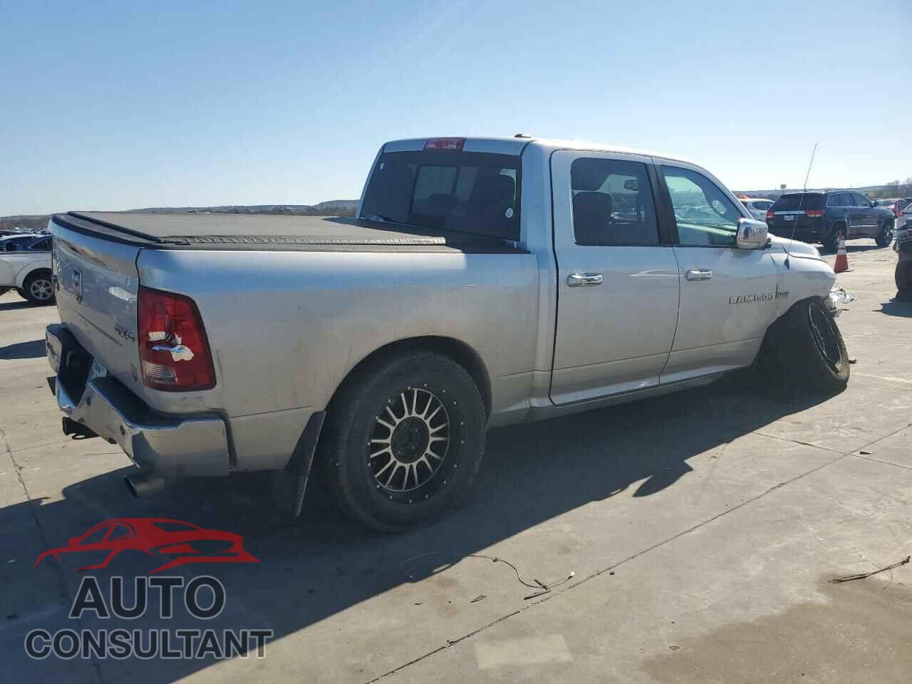 DODGE RAM 1500 2012 - 1C6RD7LT8CS118789