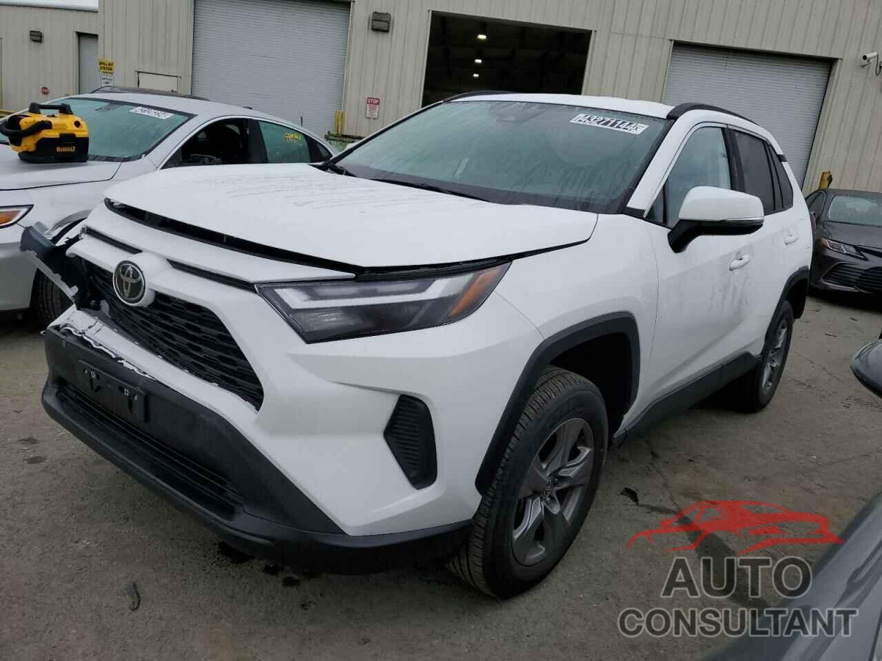TOYOTA RAV4 2024 - 2T3P1RFV3RC412295