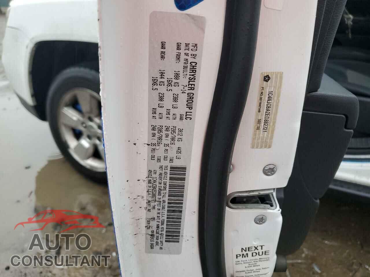 JEEP COMPASS 2014 - 1C4NJCBA2ED882721