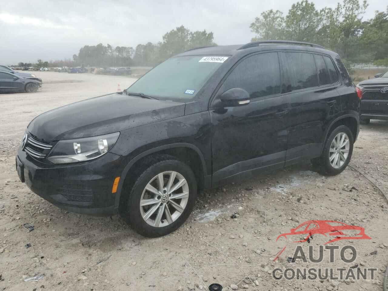 VOLKSWAGEN TIGUAN 2017 - WVGAV7AX2HK052008