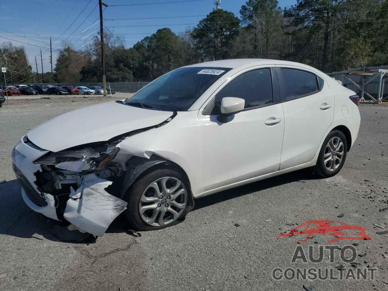 TOYOTA YARIS 2018 - 3MYDLBYV5JY310836