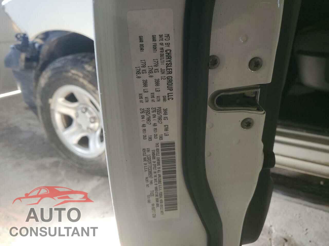 DODGE RAM 1500 2012 - 1C6RD7FT7CS308207