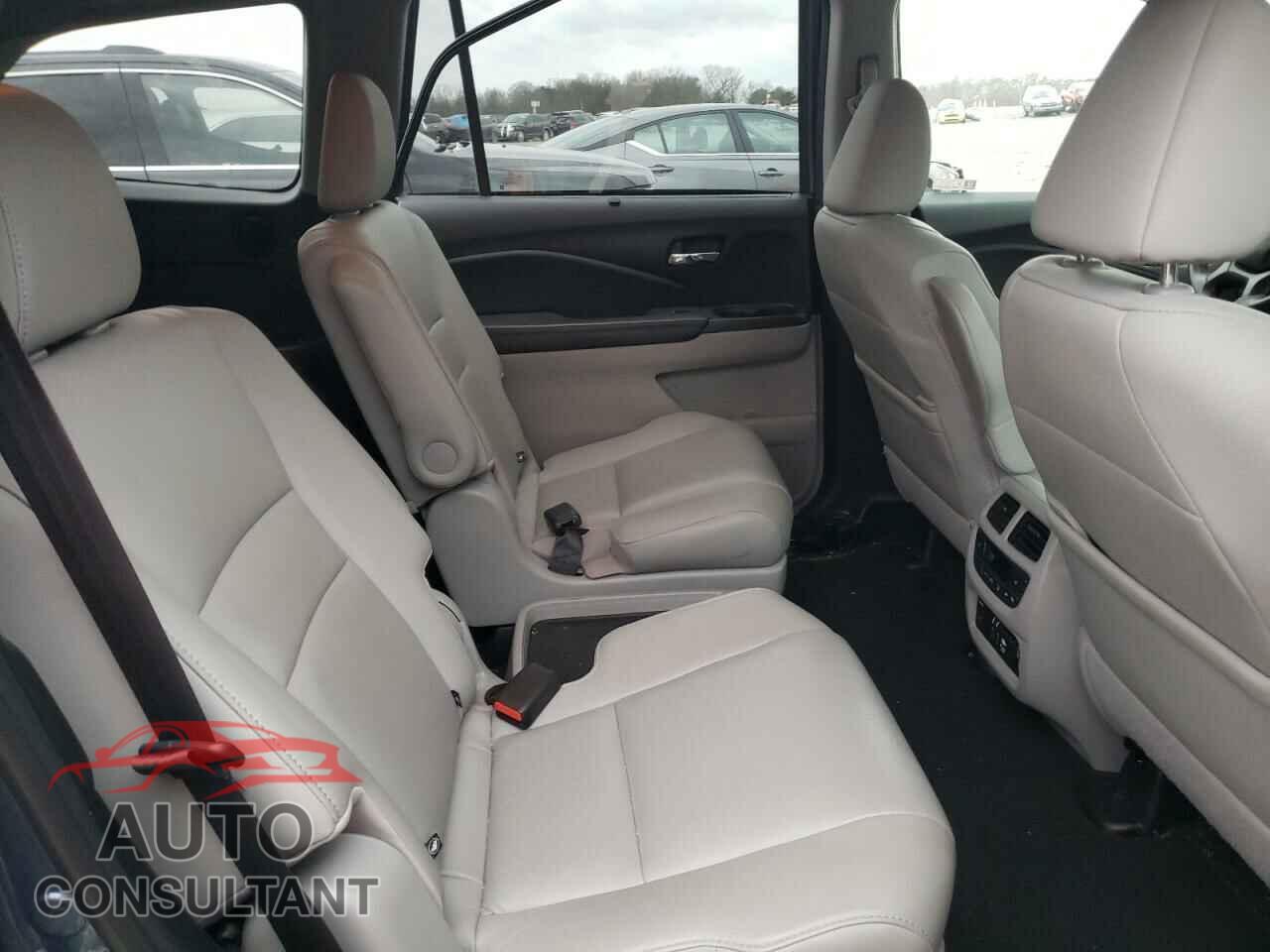 HONDA PILOT 2021 - 5FNYF5H61MB014892