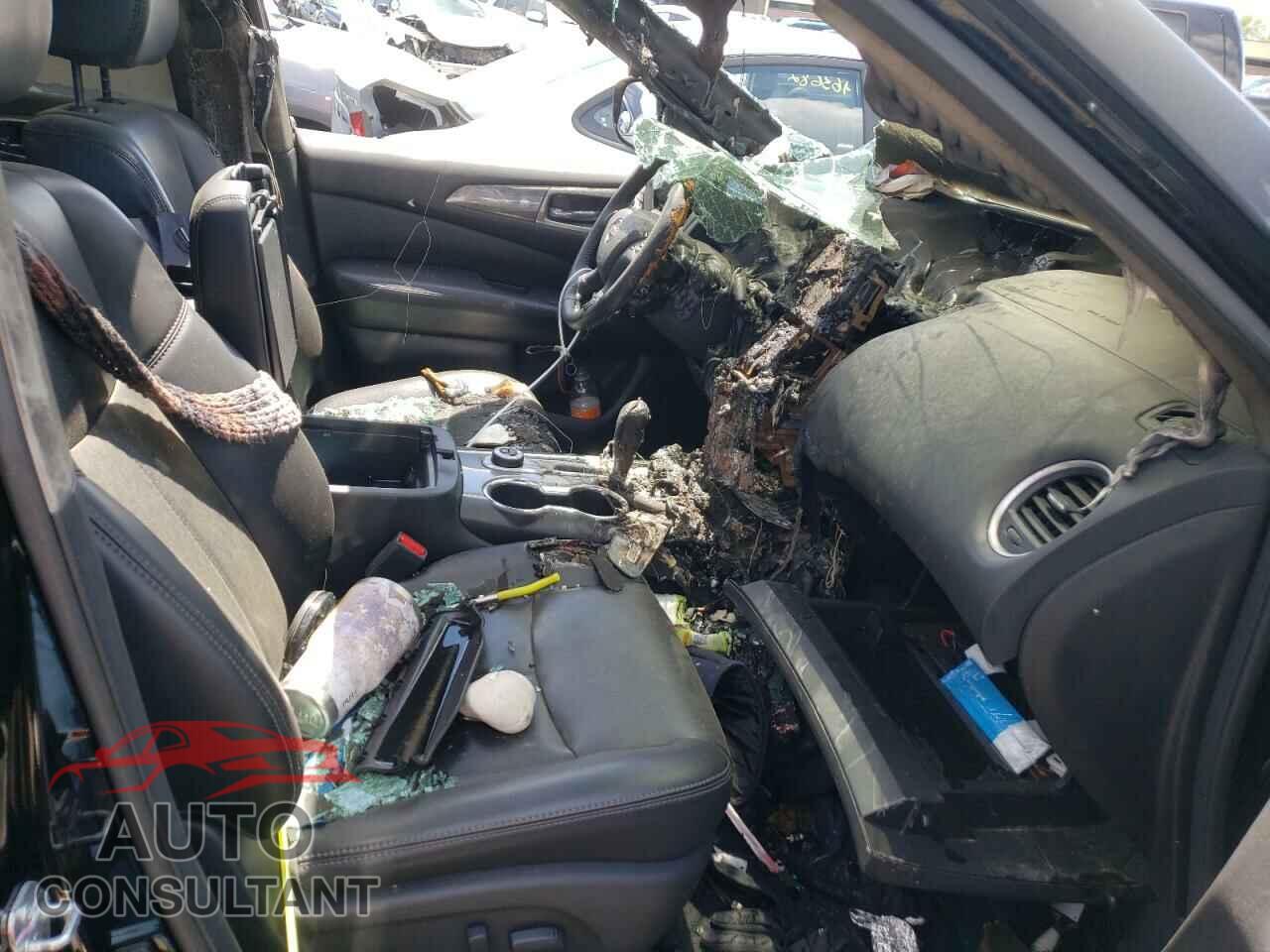 NISSAN PATHFINDER 2017 - 5N1DR2MM2HC647005