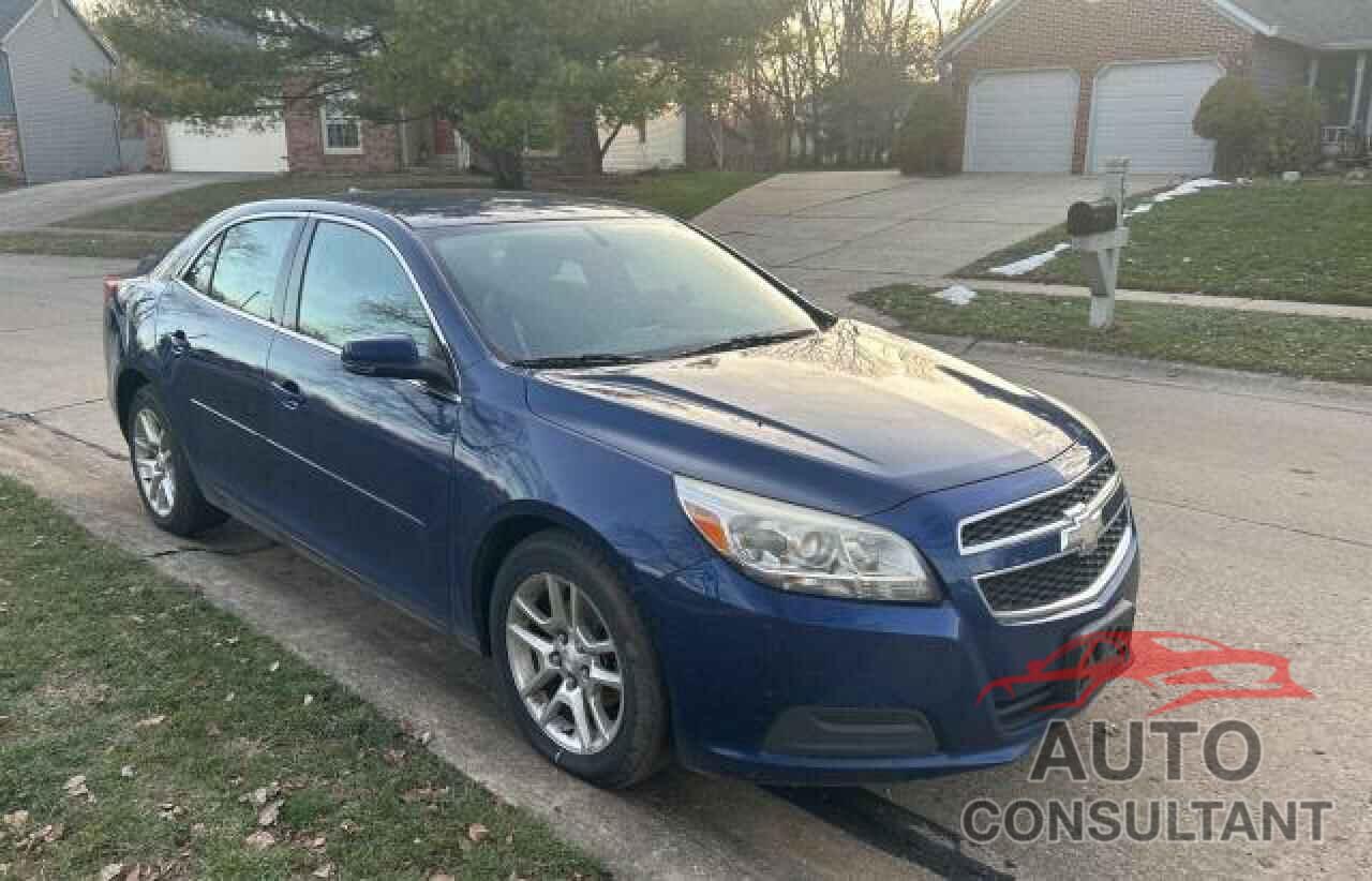 CHEVROLET MALIBU 2013 - 1G11C5SA6DU123789