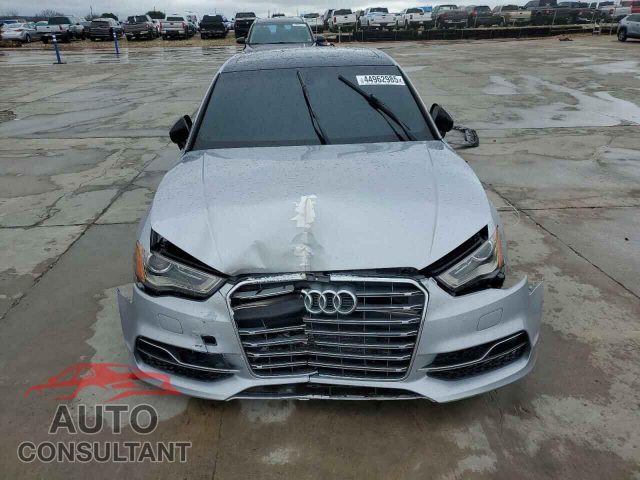 AUDI S3 2015 - WAUBFGFF9F1140513