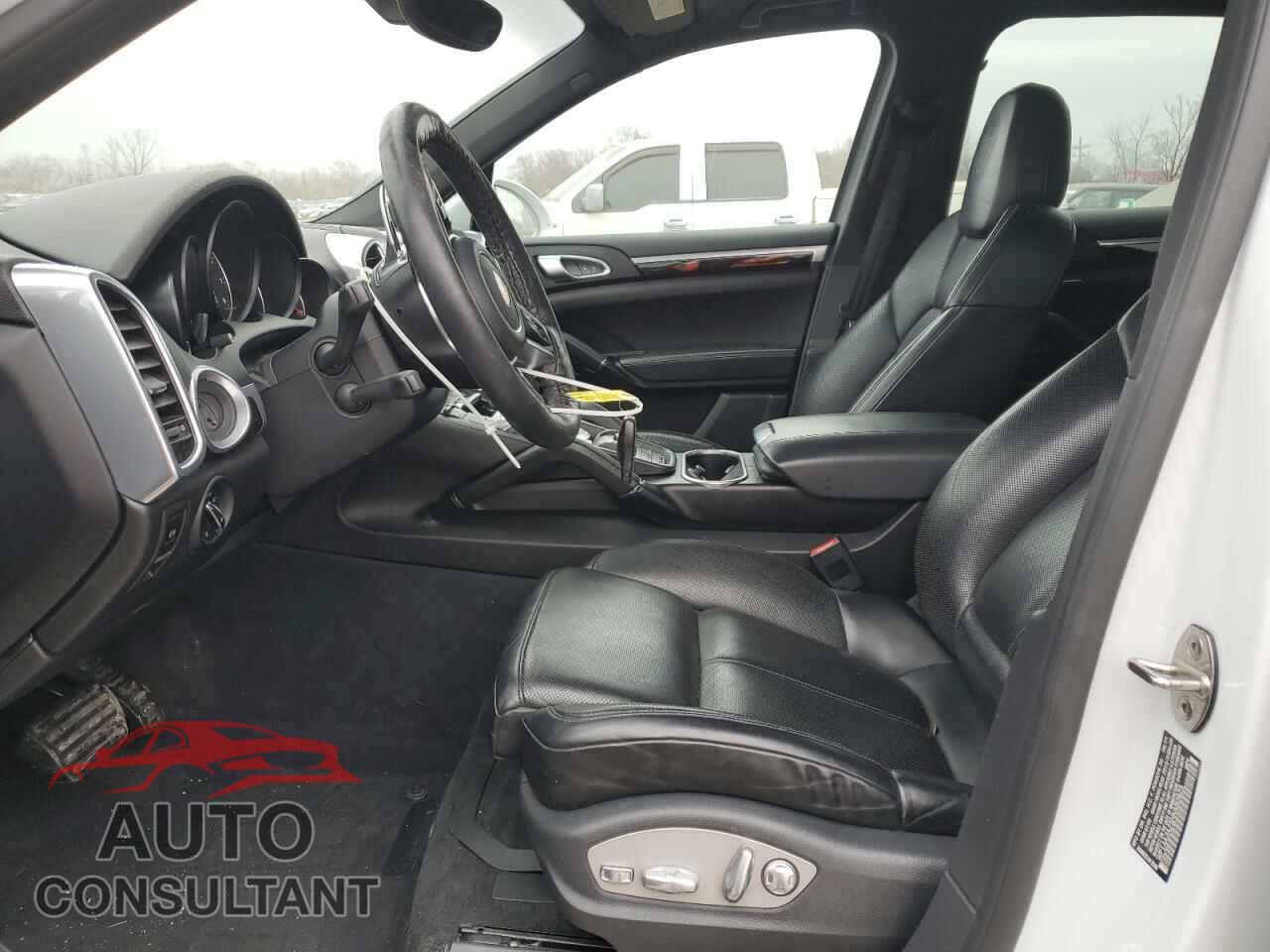 PORSCHE CAYENNE 2017 - WP1AA2A25HKA80925