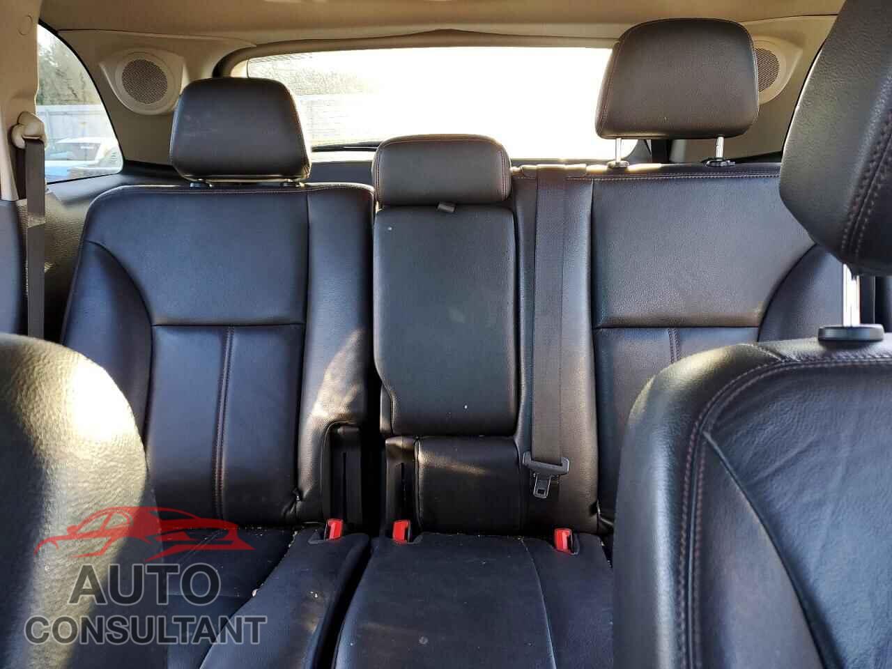 FORD EDGE 2013 - 2FMDK3KC8DBE18519