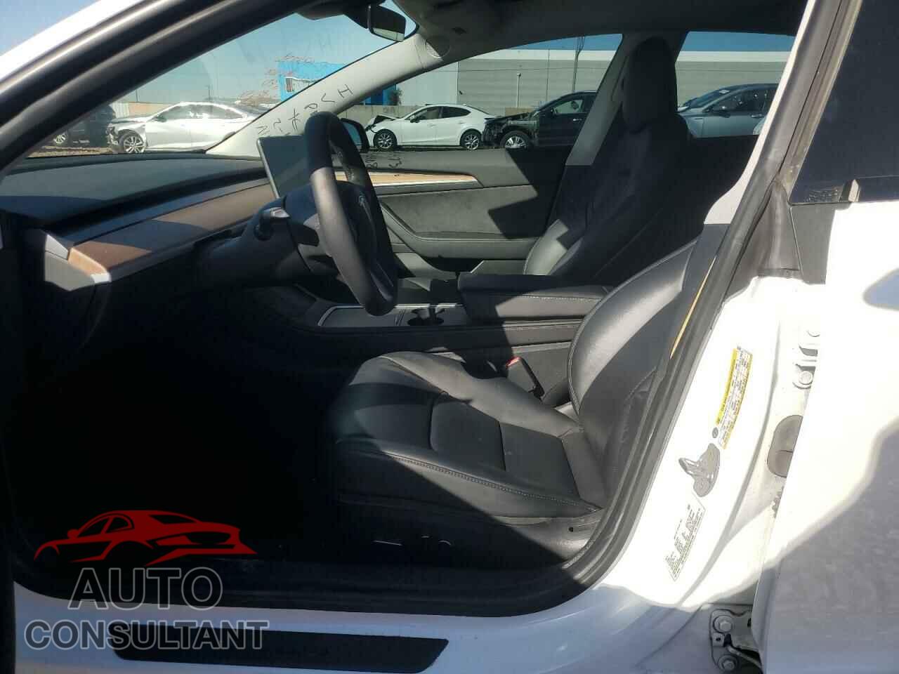 TESLA MODEL 3 2021 - 5YJ3E1EBXMF002408