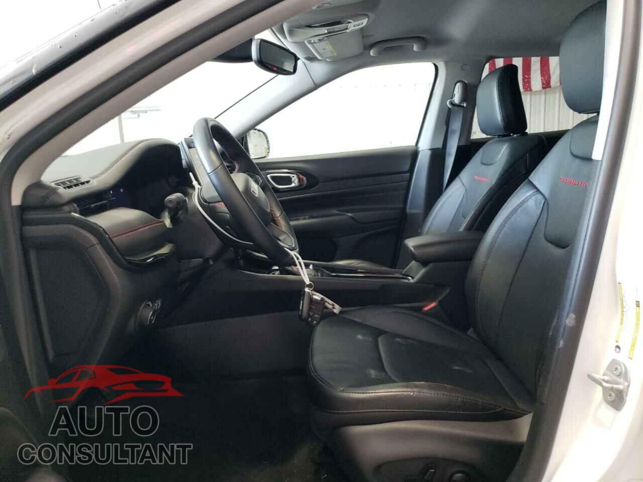 JEEP COMPASS 2022 - 3C4NJDDB5NT164893