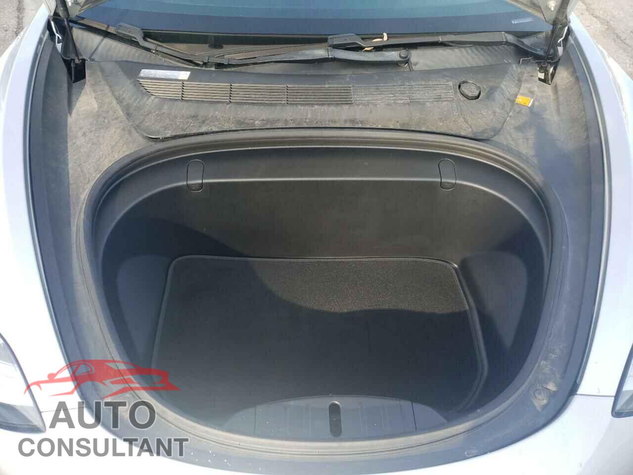 TESLA MODEL 3 2018 - 5YJ3E1EA3JF044132