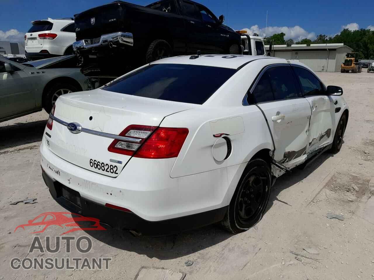 FORD TAURUS 2016 - 1FAHP2MK0GG122371