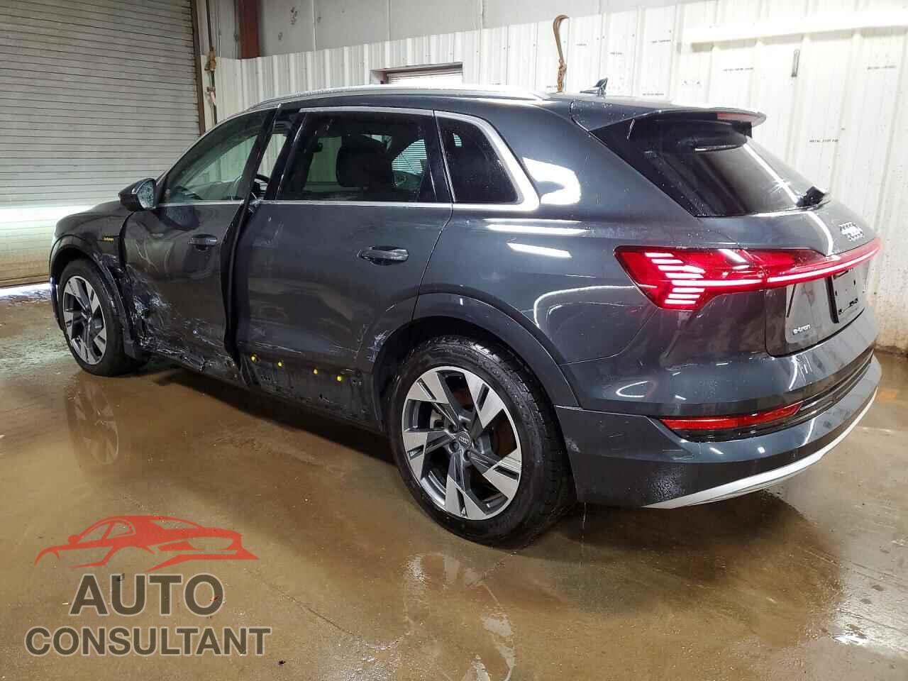 AUDI E-TRON 2021 - WA1LAAGE7MB003631