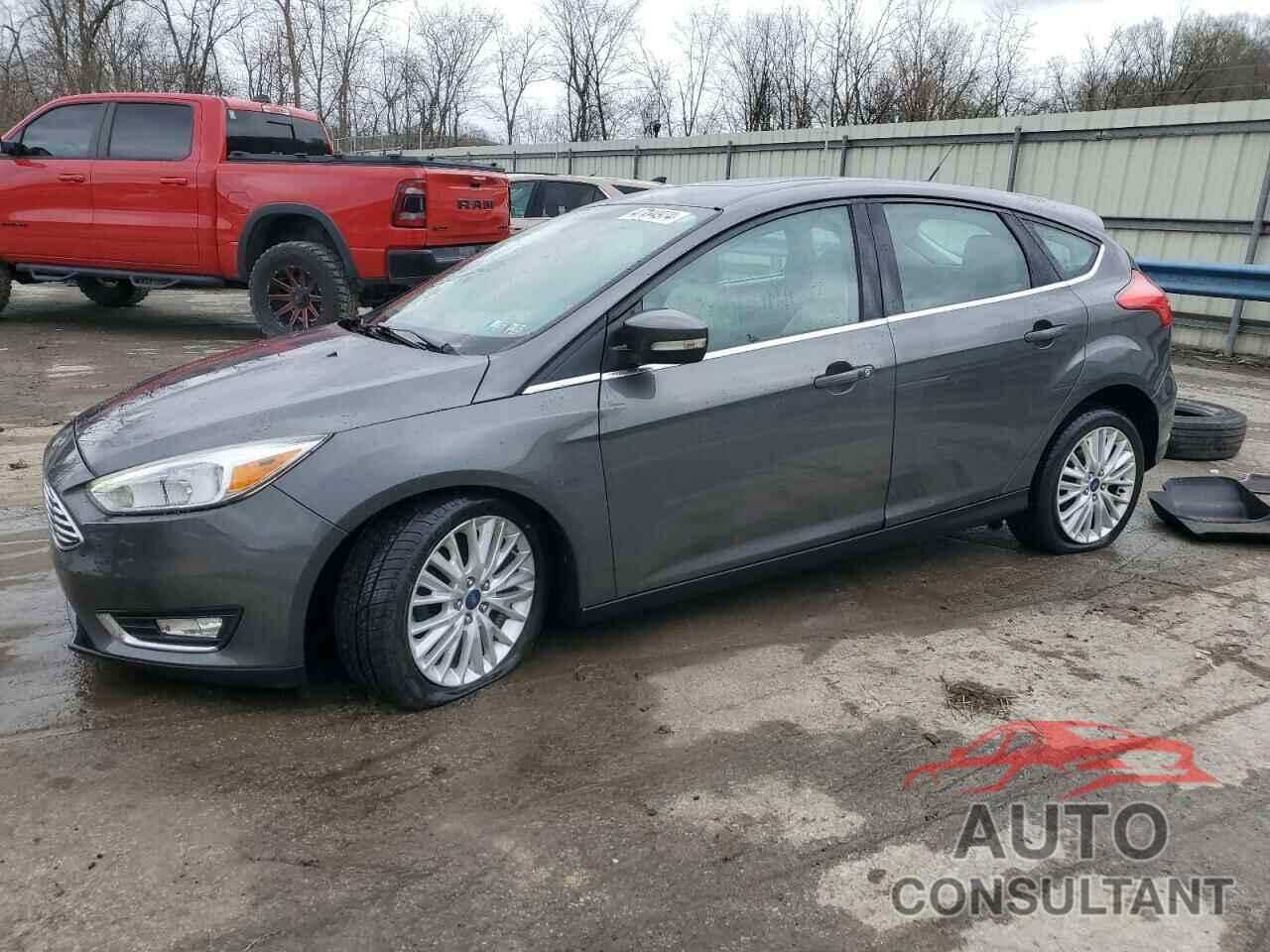 FORD FOCUS 2018 - 1FADP3N25JL252342