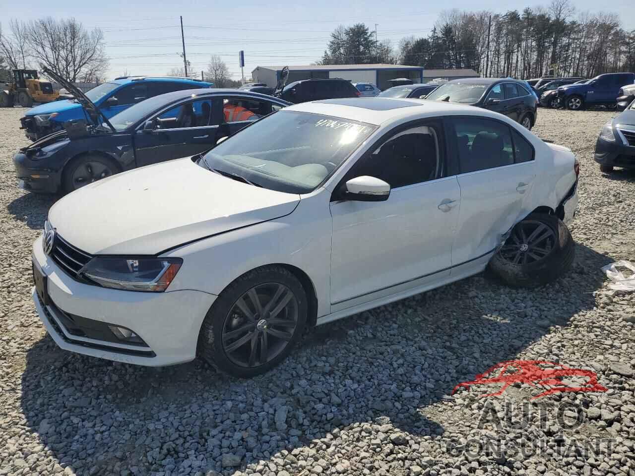 VOLKSWAGEN JETTA 2018 - 3VWL17AJ9JM211333