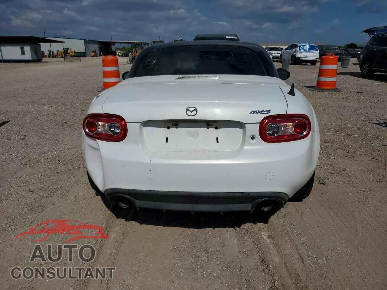 MAZDA MX5 2015 - JM1NC2MF8F0241403