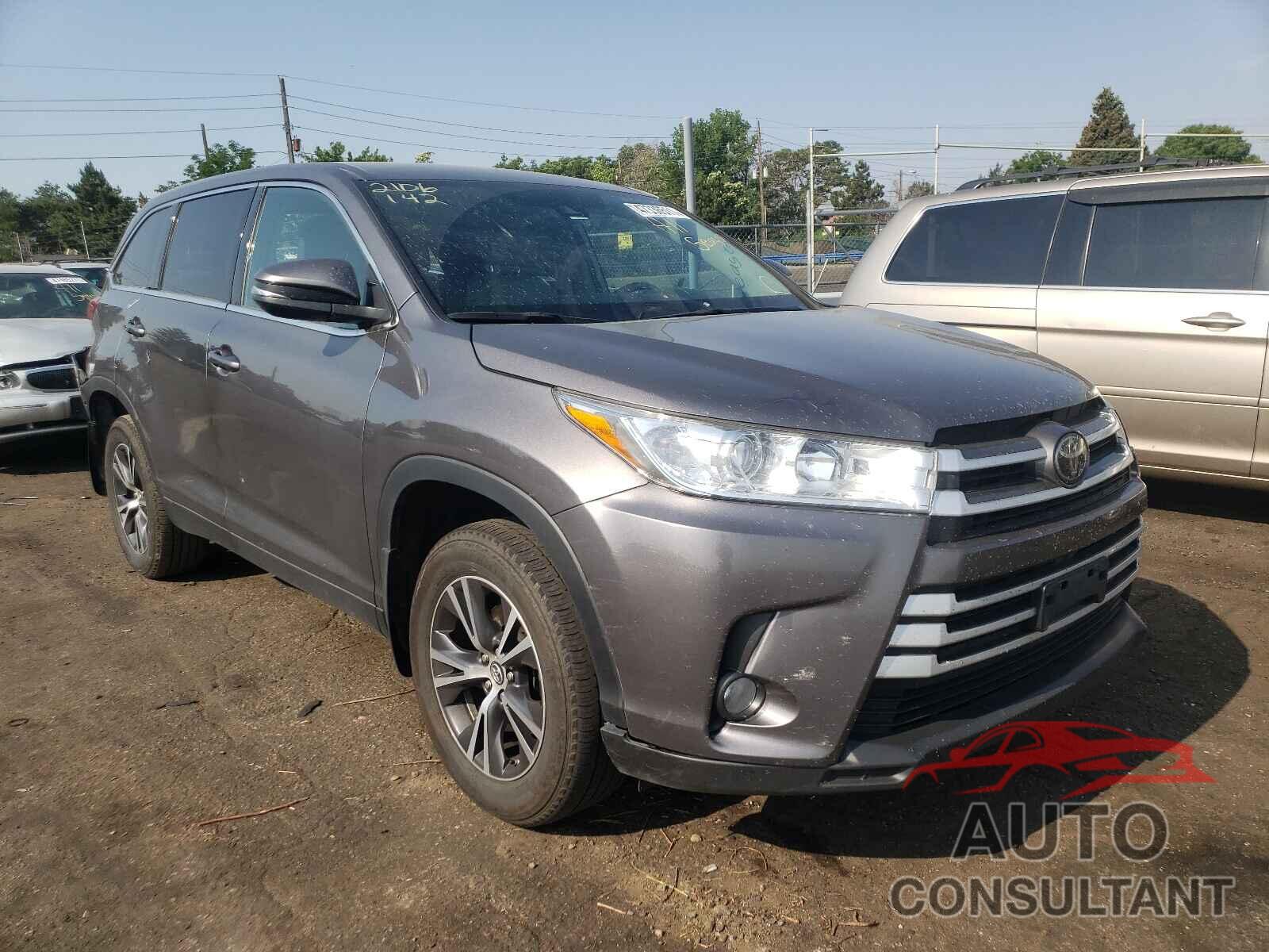 TOYOTA HIGHLANDER 2019 - 5TDBZRFH9KS930396