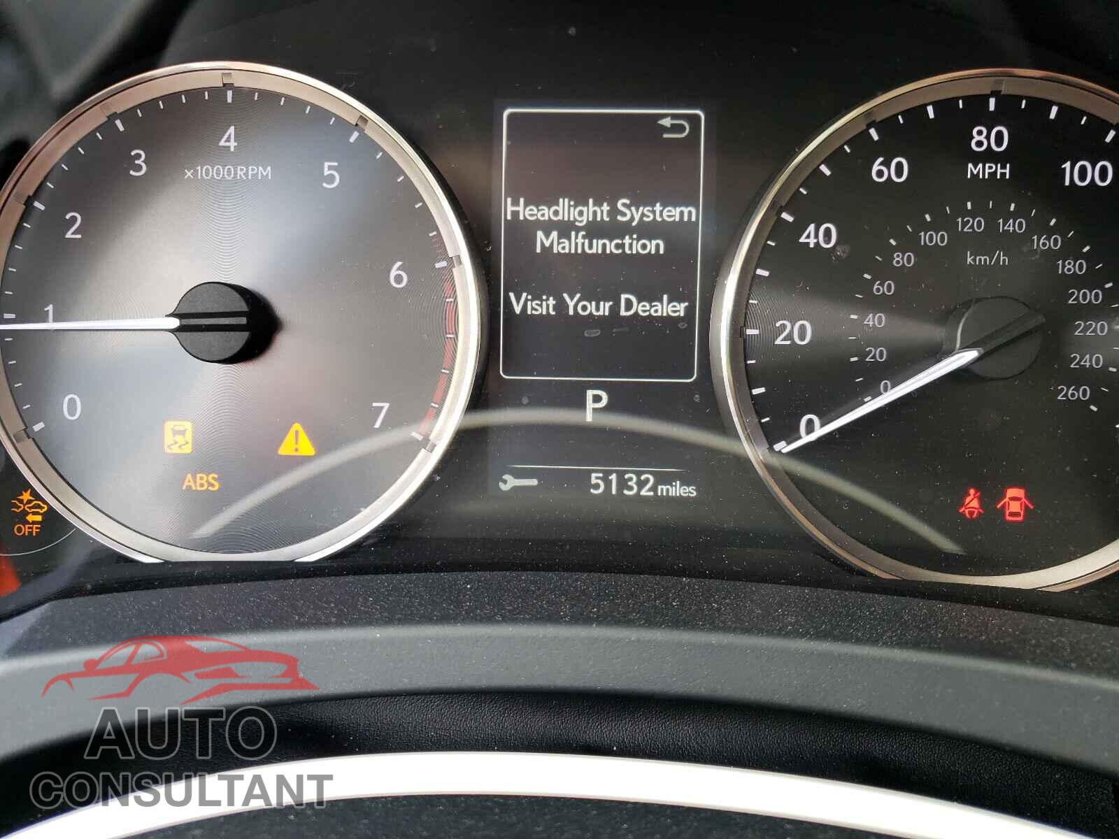 LEXUS IS 2018 - JTHBA1D23J5066925
