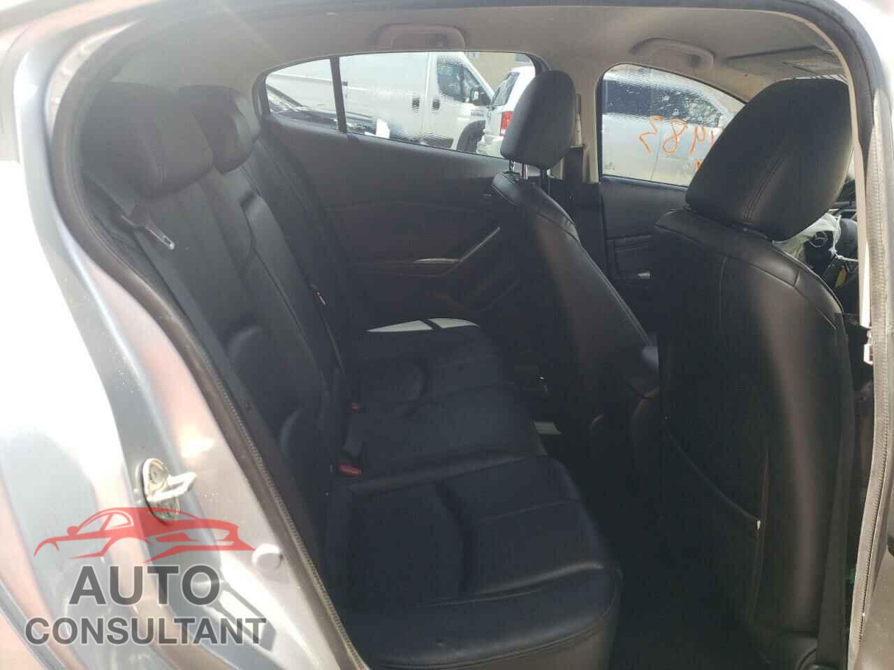 MAZDA 3 2017 - 3MZBN1L70HM121996
