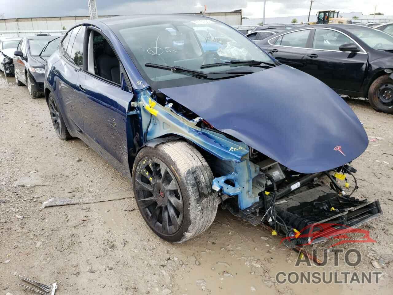 TESLA MODEL Y 2021 - 5YJYGDEE5MF143253