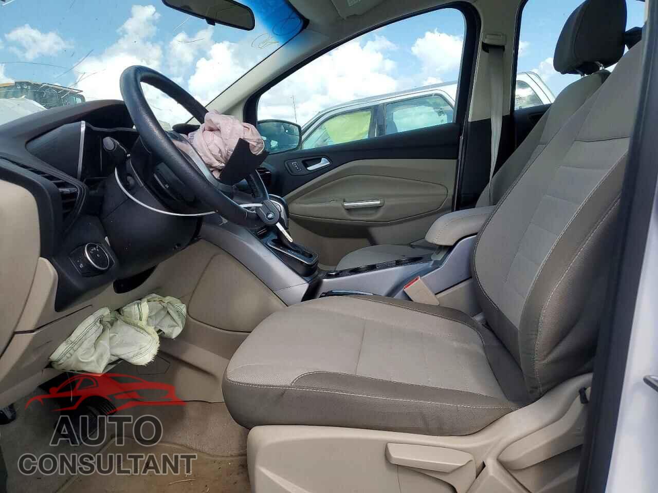FORD CMAX 2015 - 1FADP5AU8FL123232