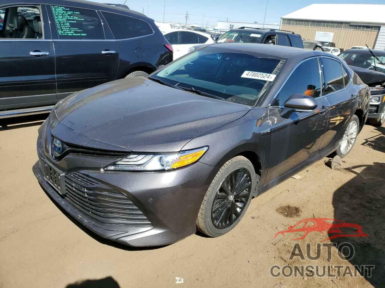 TOYOTA CAMRY 2018 - 4T1B21HK1JU008676