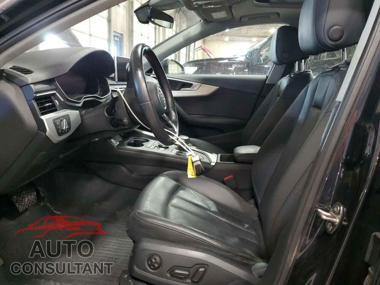 AUDI A4 2017 - WAUENAF41HN054877