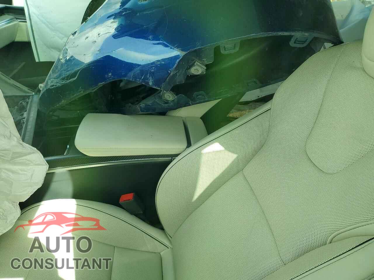 TESLA MODEL X 2022 - 7SAXCBE62NF352829
