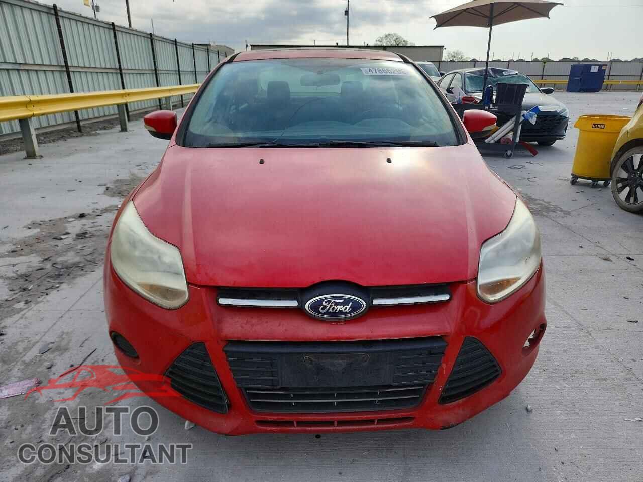 FORD FOCUS 2014 - 1FADP3F28EL200272