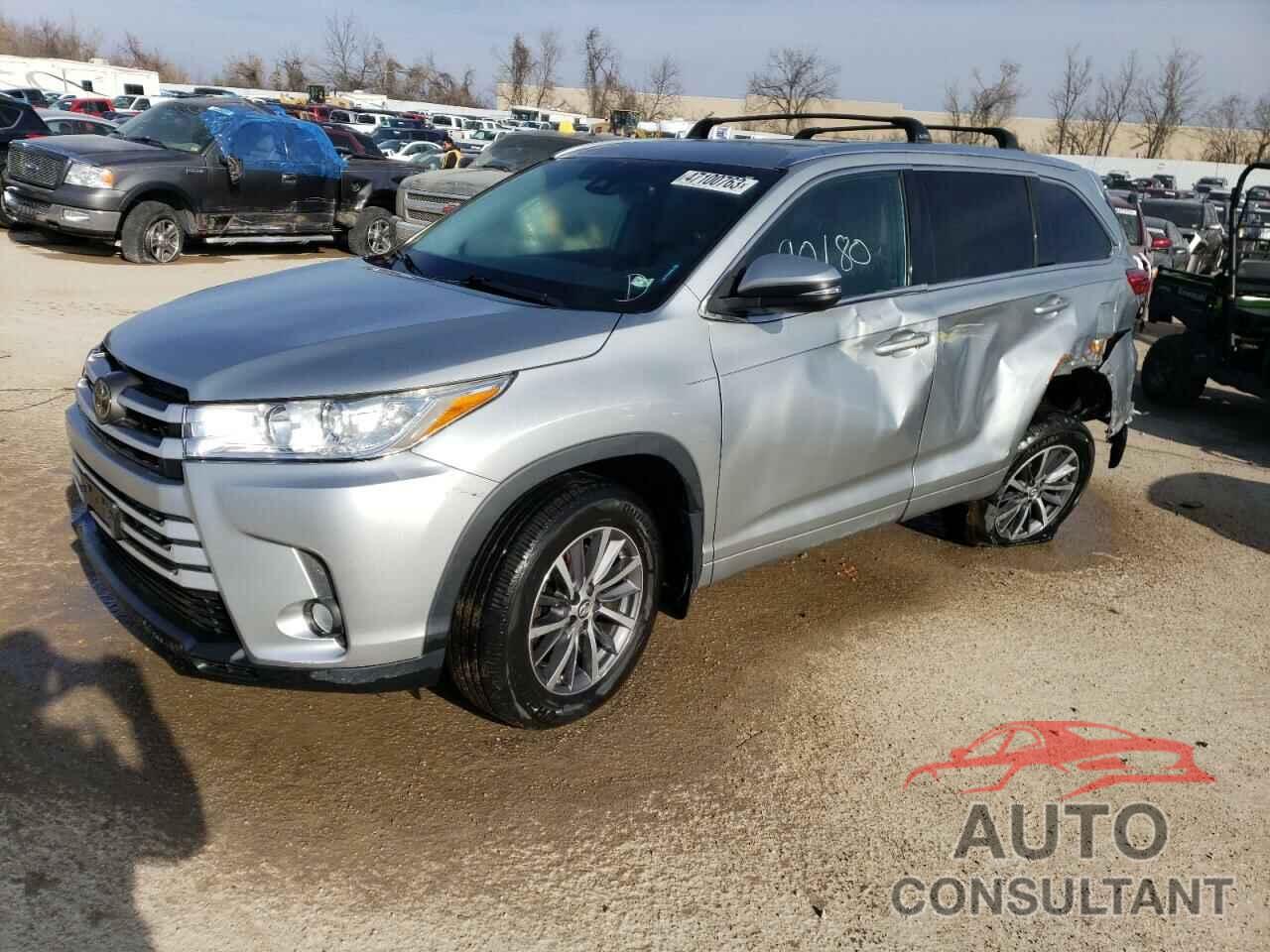 TOYOTA HIGHLANDER 2018 - 5TDJZRFH8JS858987