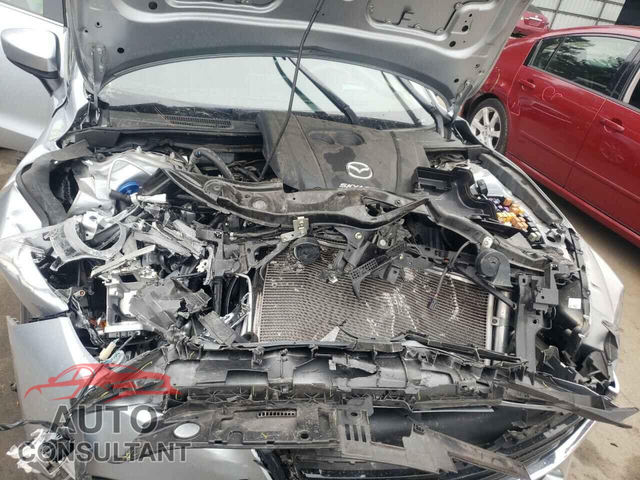 MAZDA 3 2017 - 3MZBN1W32HM128120