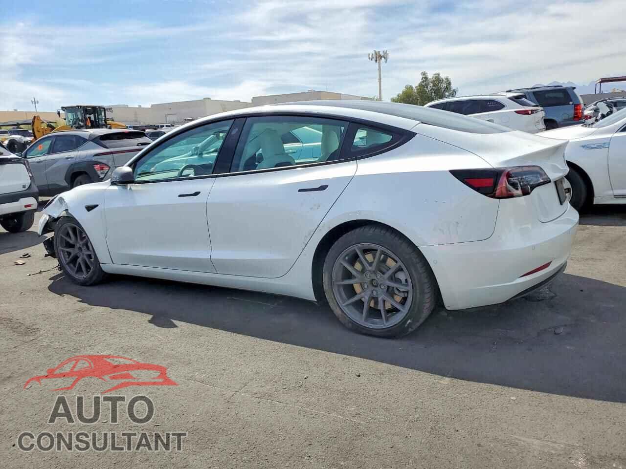 TESLA MODEL 3 2021 - 5YJ3E1EA6MF877945