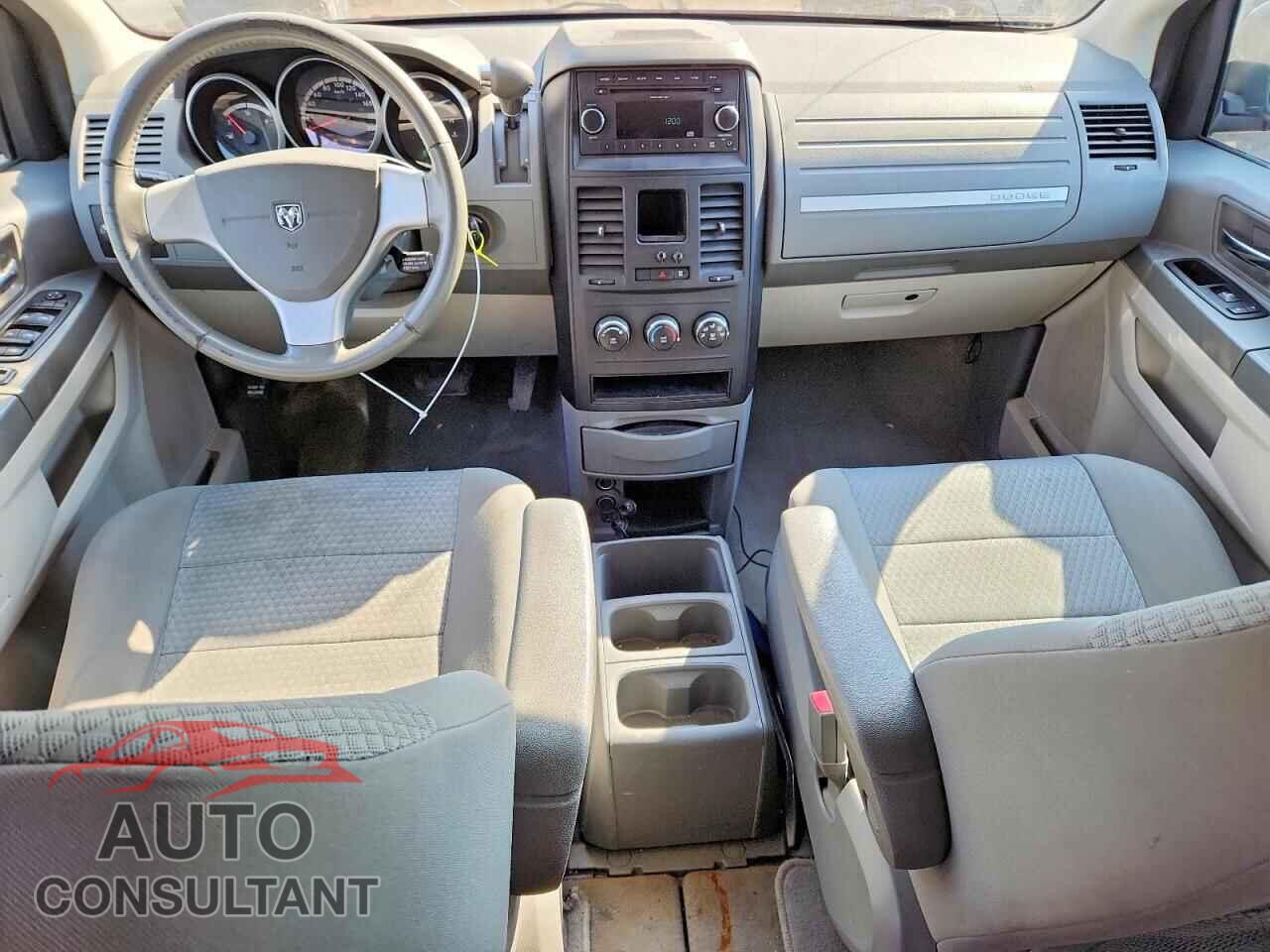 DODGE CARAVAN 2010 - 2D4RN4DE6AR175532